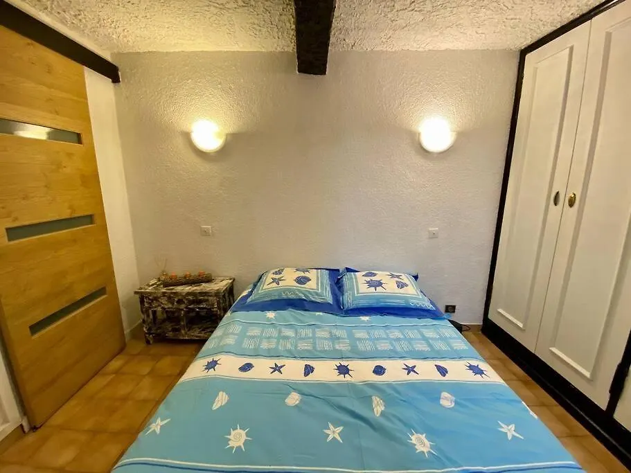 Appartement Chez Caro à L'Escarene 0*,
